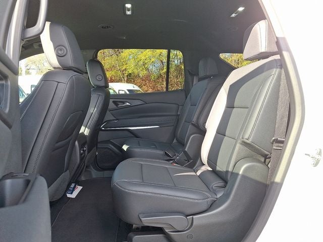 2025 Chevrolet Traverse LT 1LT