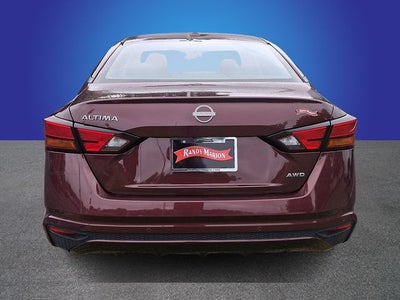 2025 Nissan Altima 2.5 SV