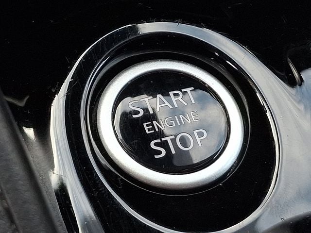 2023 Nissan Versa 1.6 SV