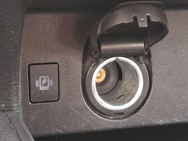 2023 Nissan Versa 1.6 SV