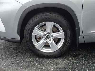 2023 Toyota Highlander LE