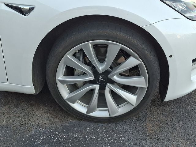 2019 Tesla Model 3 Mid Range