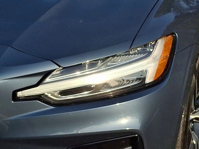 2024 Volvo S60 B5 Plus Dark Theme