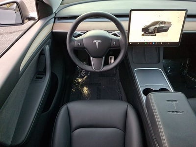 2024 Tesla Model Y Performance