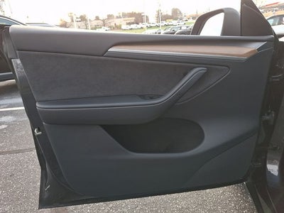 2024 Tesla Model Y Performance