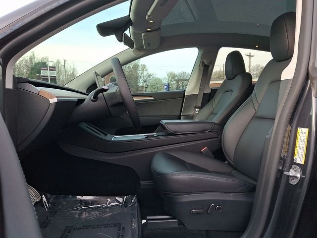 2024 Tesla Model Y Performance