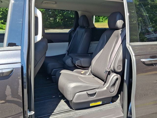 2023 Kia Carnival SX