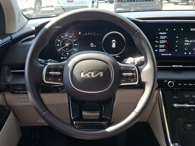 2023 Kia Carnival SX