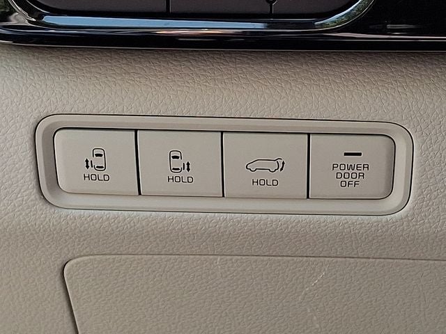 2023 Kia Carnival SX