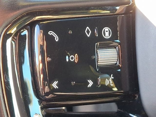 2025 Land Rover Range Rover Velar Dynamic SE