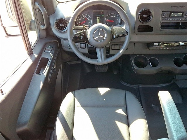 2025 Mercedes-Benz Sprinter 2500 Cargo 170 WB High Roof