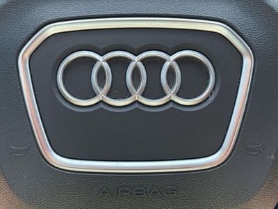 2022 Audi Q5 45 S line Prestige quattro