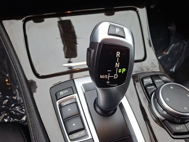 2015 BMW 5 Series 528i