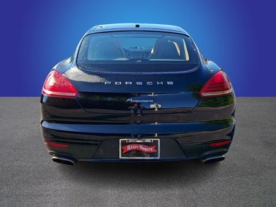 2016 Porsche Panamera Edition