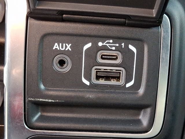 2023 Jeep Wrangler Sahara Altitude