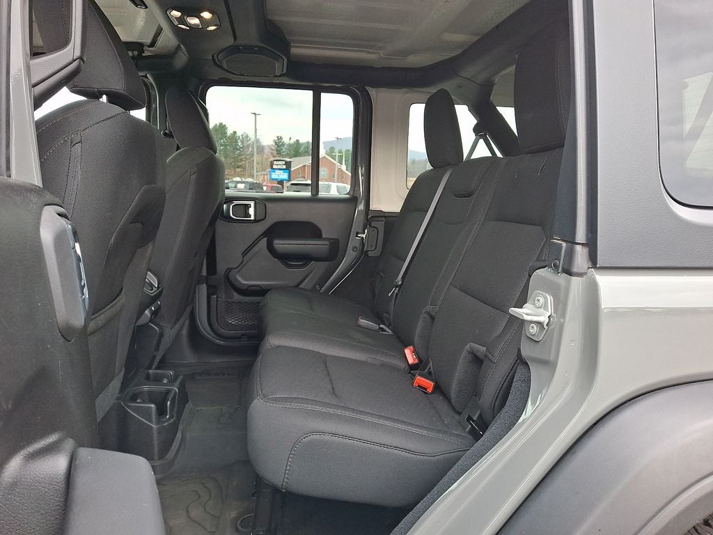 2022 Jeep Wrangler Unlimited Willys