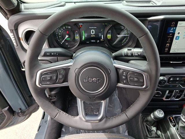 2025 Jeep Wrangler Sahara 4xe