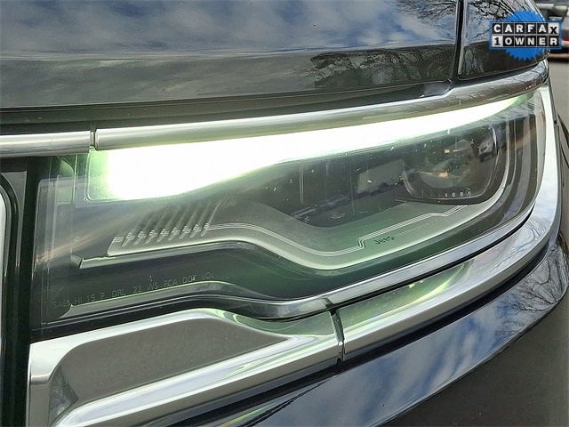 2024 Jeep Wagoneer Base