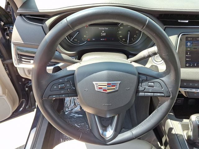 2019 Cadillac XT4 Premium Luxury