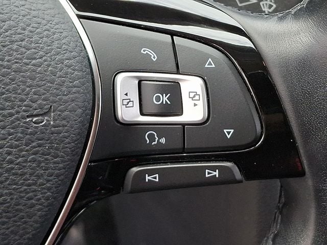 2017 Volkswagen Passat SEL Premium