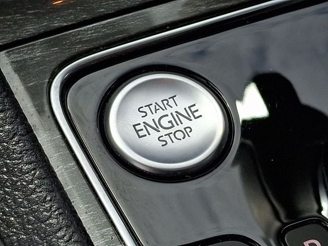 2017 Volkswagen Passat SEL Premium