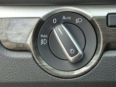 2017 Volkswagen Passat SEL Premium