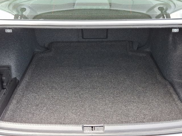 2017 Volkswagen Passat SEL Premium