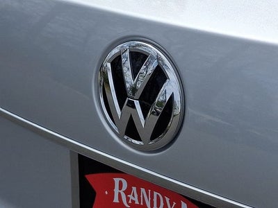 2017 Volkswagen Passat SEL Premium