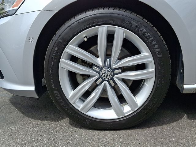 2017 Volkswagen Passat SEL Premium