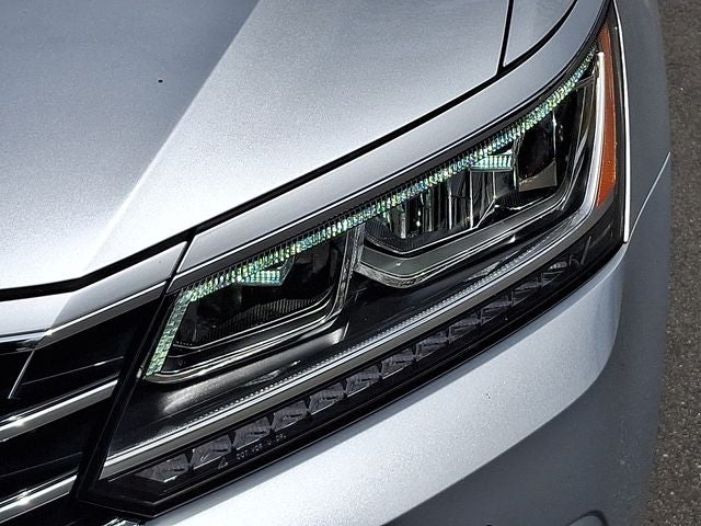 2017 Volkswagen Passat SEL Premium