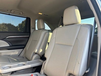 2016 Toyota Highlander Limited
