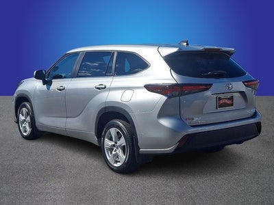 2024 Toyota Highlander LE