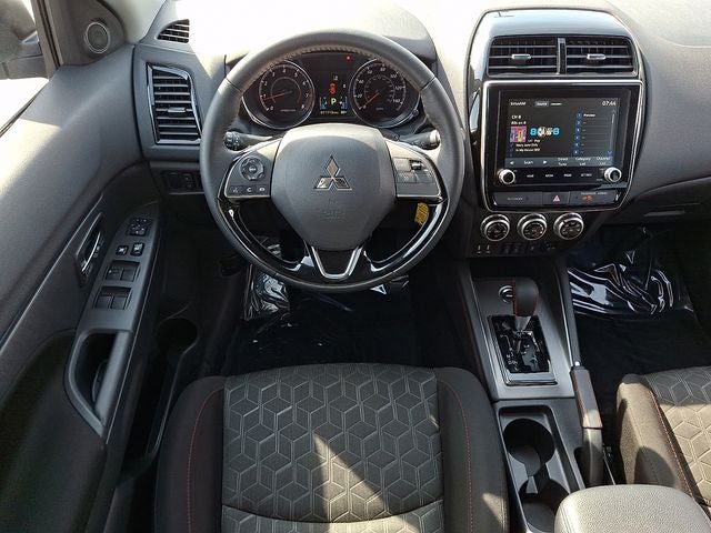 2024 Mitsubishi Outlander Sport 2.0 LE