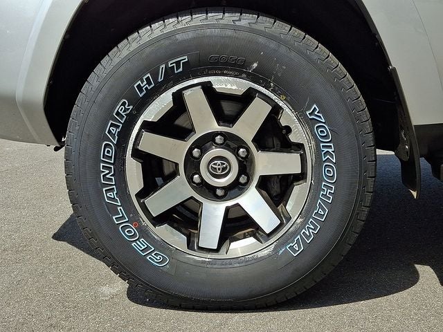 2024 Toyota 4Runner TRD Off-Road