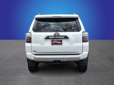 2024 Toyota 4Runner TRD Off-Road