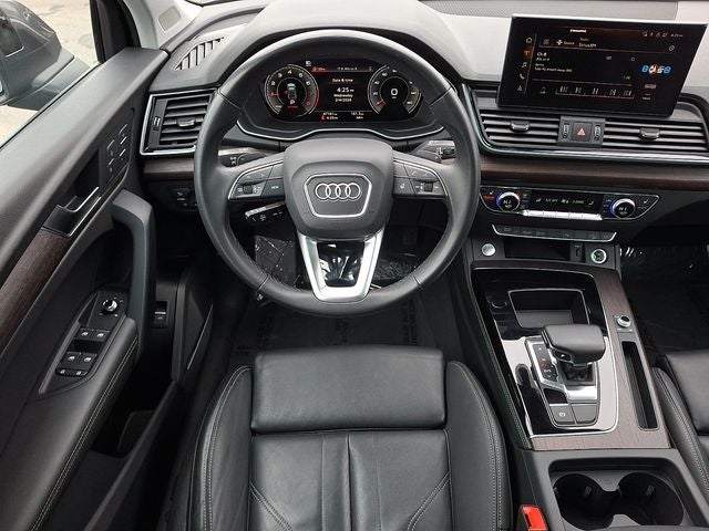 2024 Audi Q5 45 S line Premium quattro