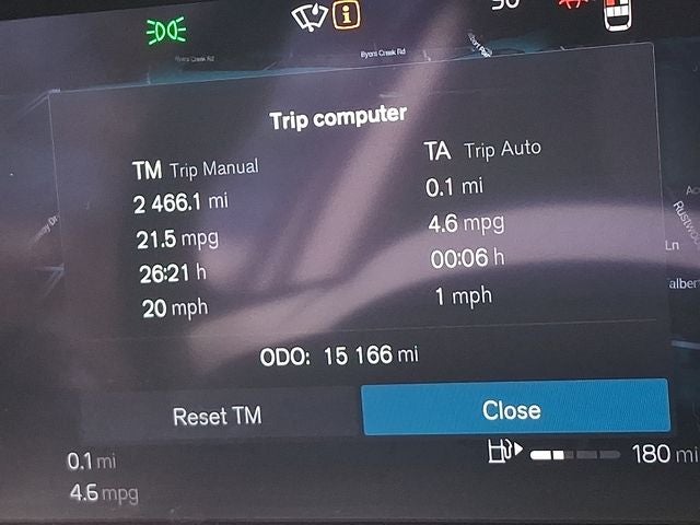 2023 Volvo XC60 B6 Ultimate Dark Theme