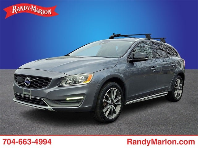 2016 Volvo V60 Cross Country T5