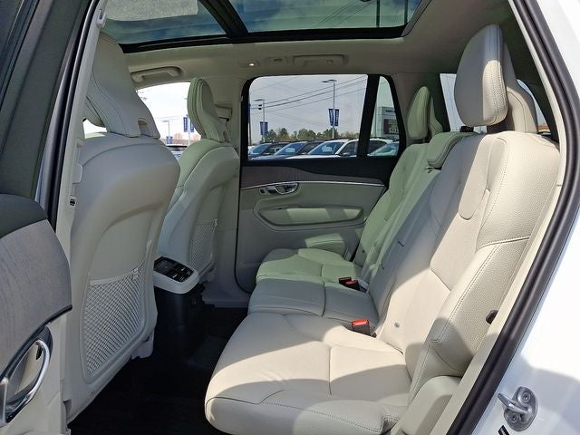 2025 Volvo XC90 Plug-In Hybrid T8 Plus 7 Passenger