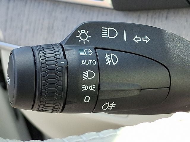 2025 Volvo XC90 Plug-In Hybrid T8 Plus 7 Passenger