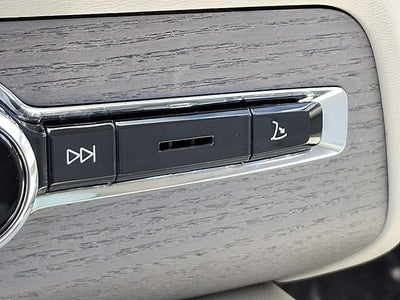 2025 Volvo XC90 Plug-In Hybrid T8 Plus 7 Passenger