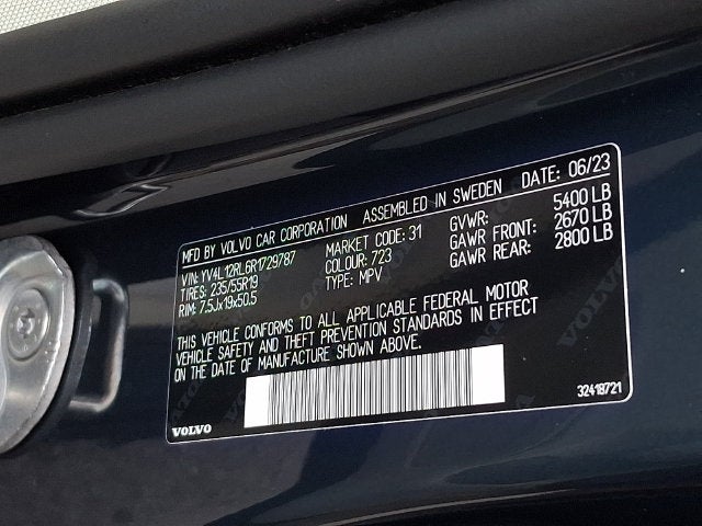 2024 Volvo XC60 B5 Plus Dark Theme
