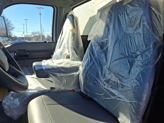 2023 Ford F-650SD Base