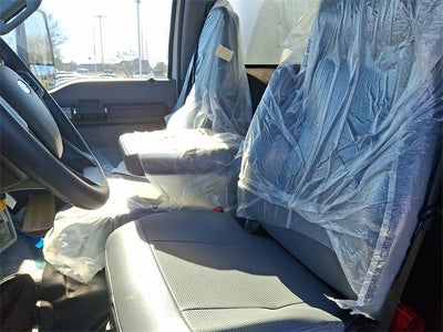 2023 Ford F-650SD Base