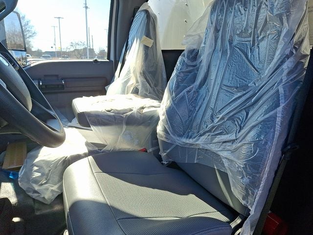 2023 Ford F-650SD Base