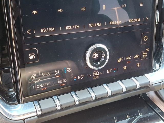 2025 GMC Yukon Denali