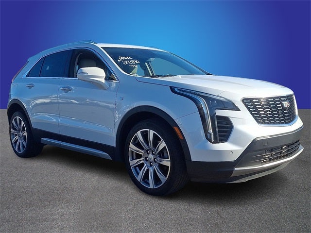 2023 Cadillac XT4 Premium Luxury