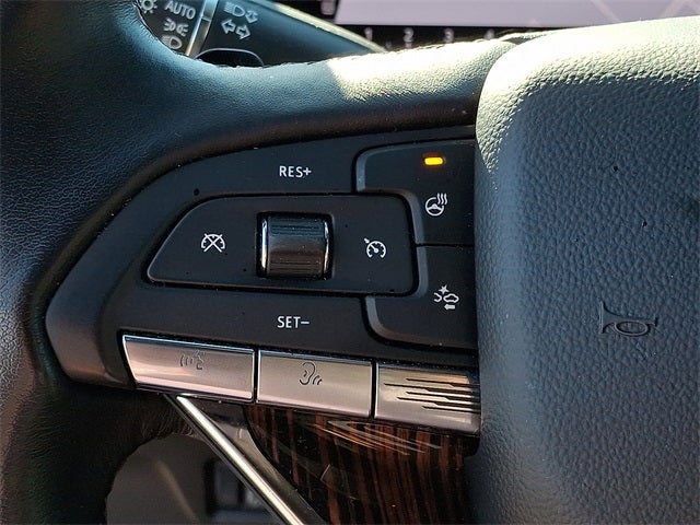 2024 Cadillac Escalade ESV Luxury