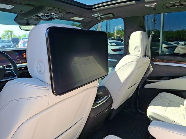 2025 Cadillac Escalade Sport Platinum