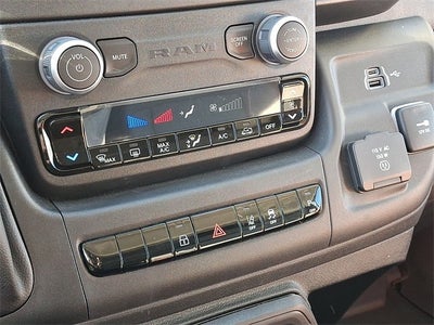 2024 RAM ProMaster 2500 High Roof 136 WB